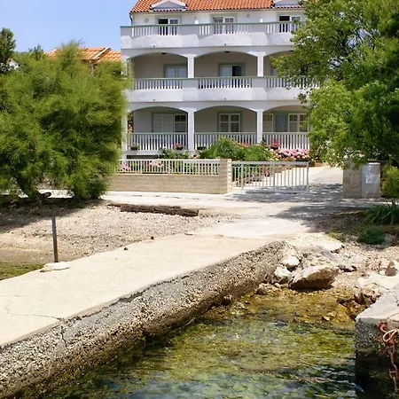 Apartments By The Sea Brodarica, Sibenik - 4195 Apartment *