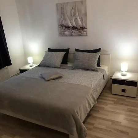 Apartment Apartments By The Sea Brodarica, Sibenik - 4195 Brodarica (Sibenik-Knin)