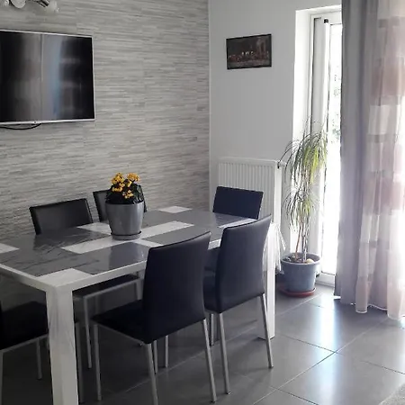 Apartment Apartments By The Sea Brodarica, Sibenik - 4195 *
