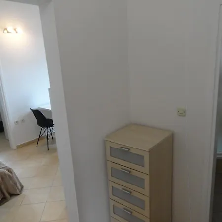 Apartments By The Sea Brodarica, Sibenik - 4195 Apartment Brodarica (Sibenik-Knin)