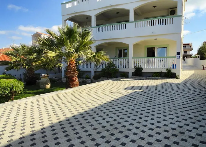 Apartament By The Sea Brodarica, Sibenik - 4195 *